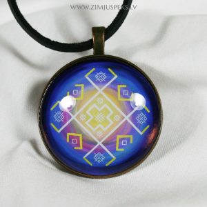 Spēka zīmju amulets - "Mēness krusts"