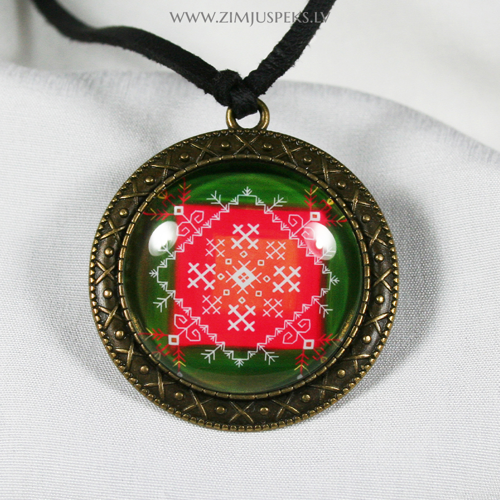 Spēka zīmju amulets - "Māras pasaule"
